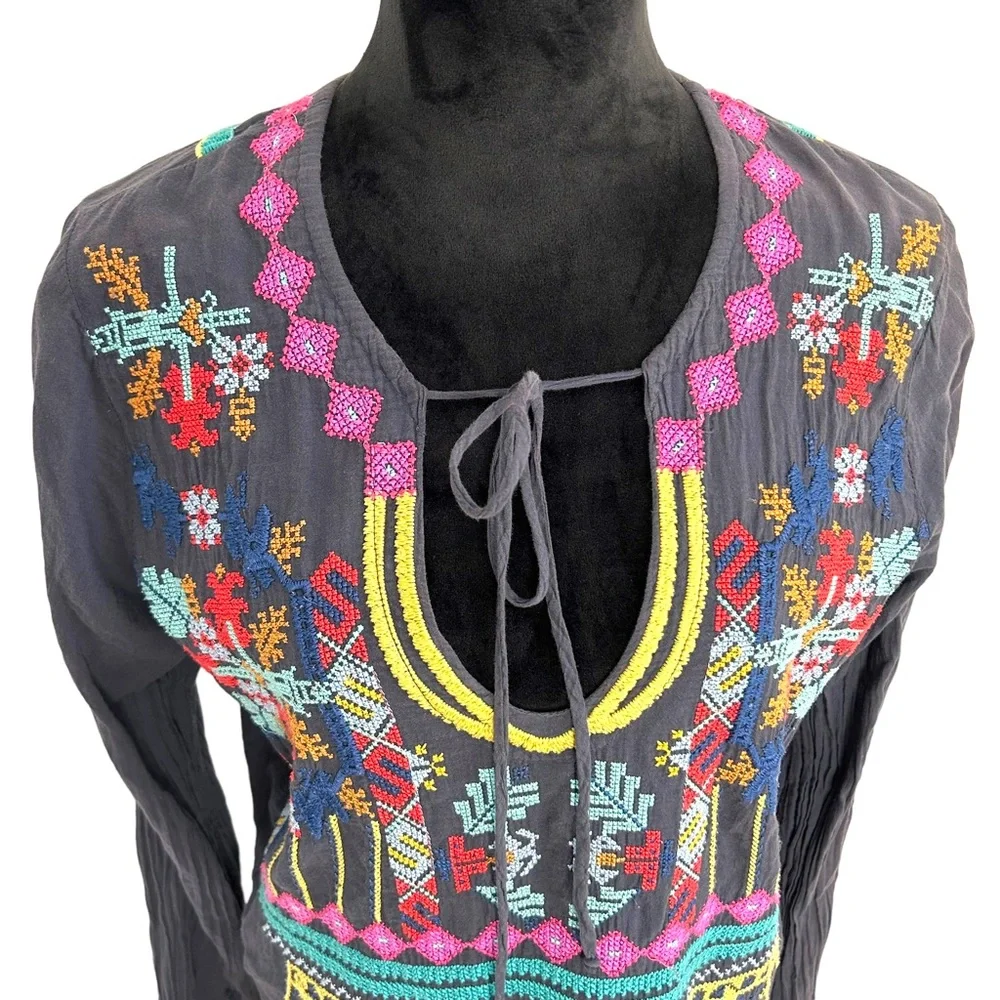 JOHNNY WAS Biya Embroidered Tie Circle Neck Tunic Top EUC SZS - Picture 2 of 7
